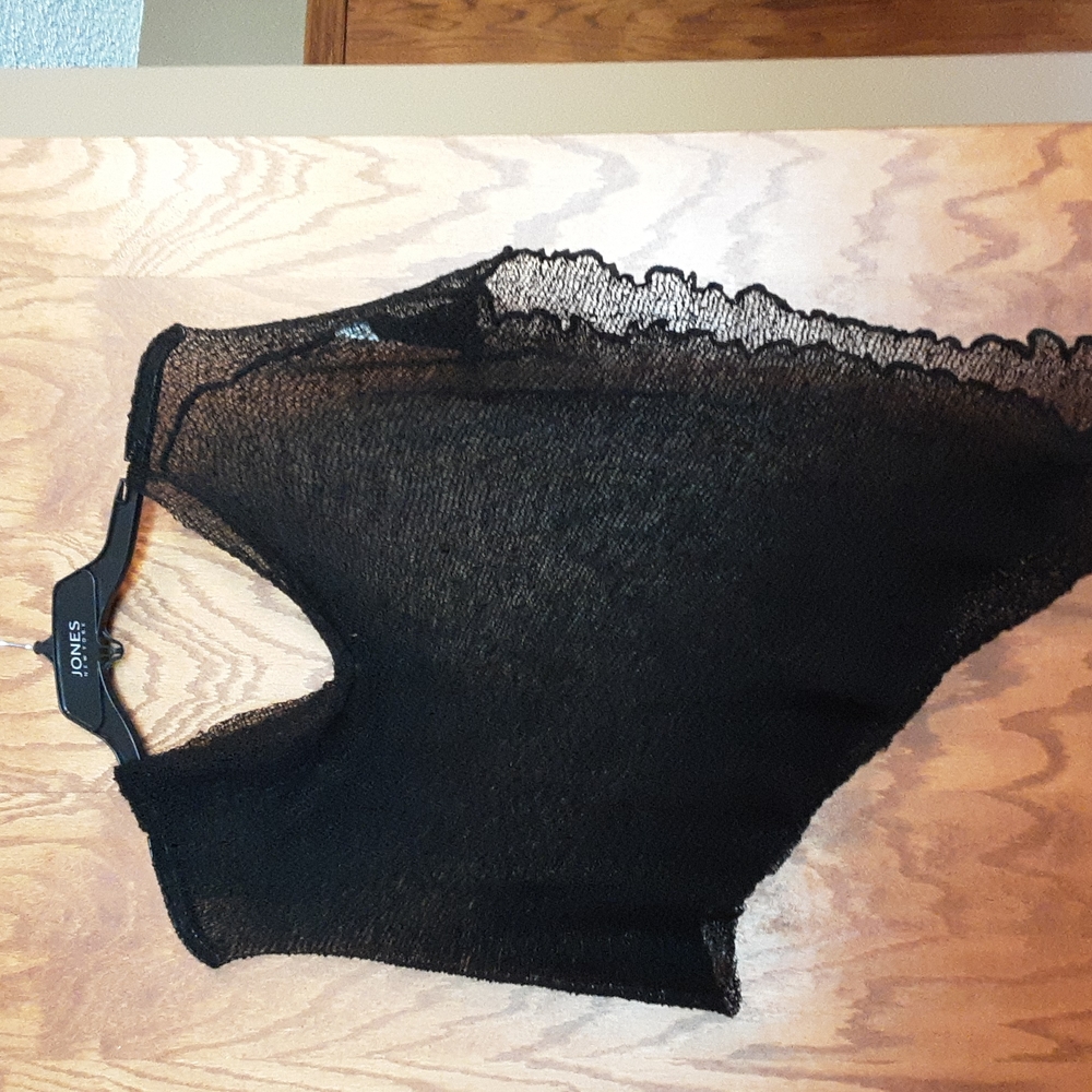 Black knit Ponch